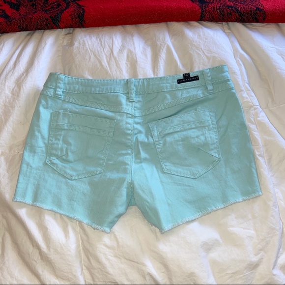 Lauren Conrad Shorts in women’s fashion. - Picture 2 of 4